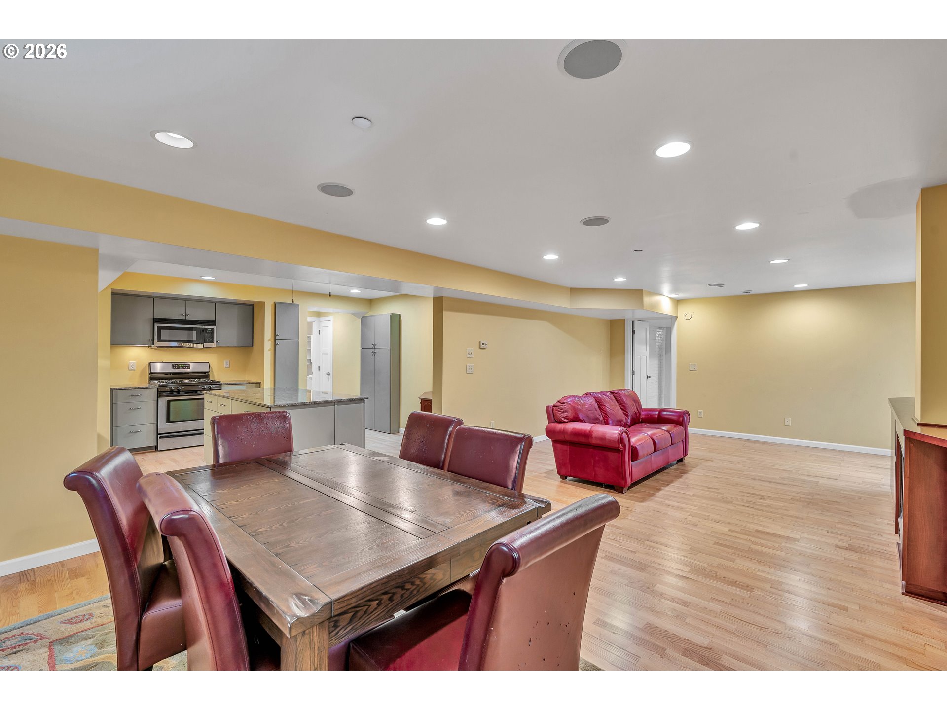 Photo #12: 214397446 Listing: Photo #12