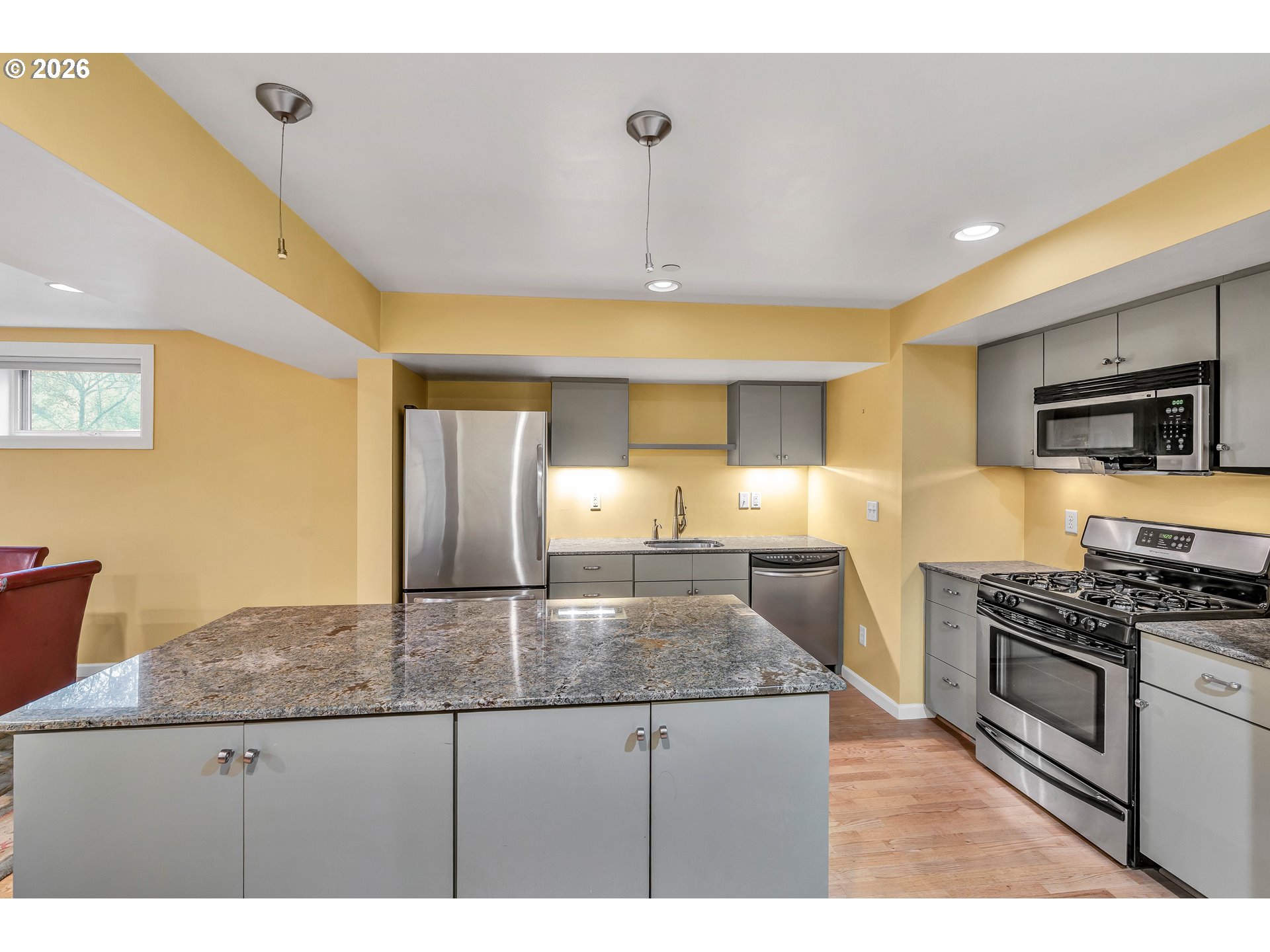 Photo #14: 214397446 Listing: Photo #14