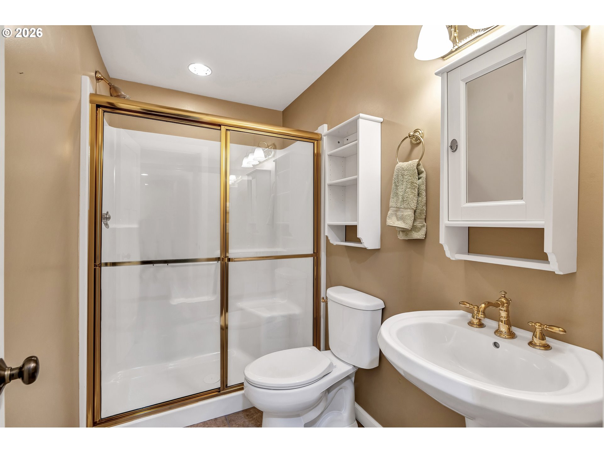 Photo #16: 214397446 Listing: Photo #16