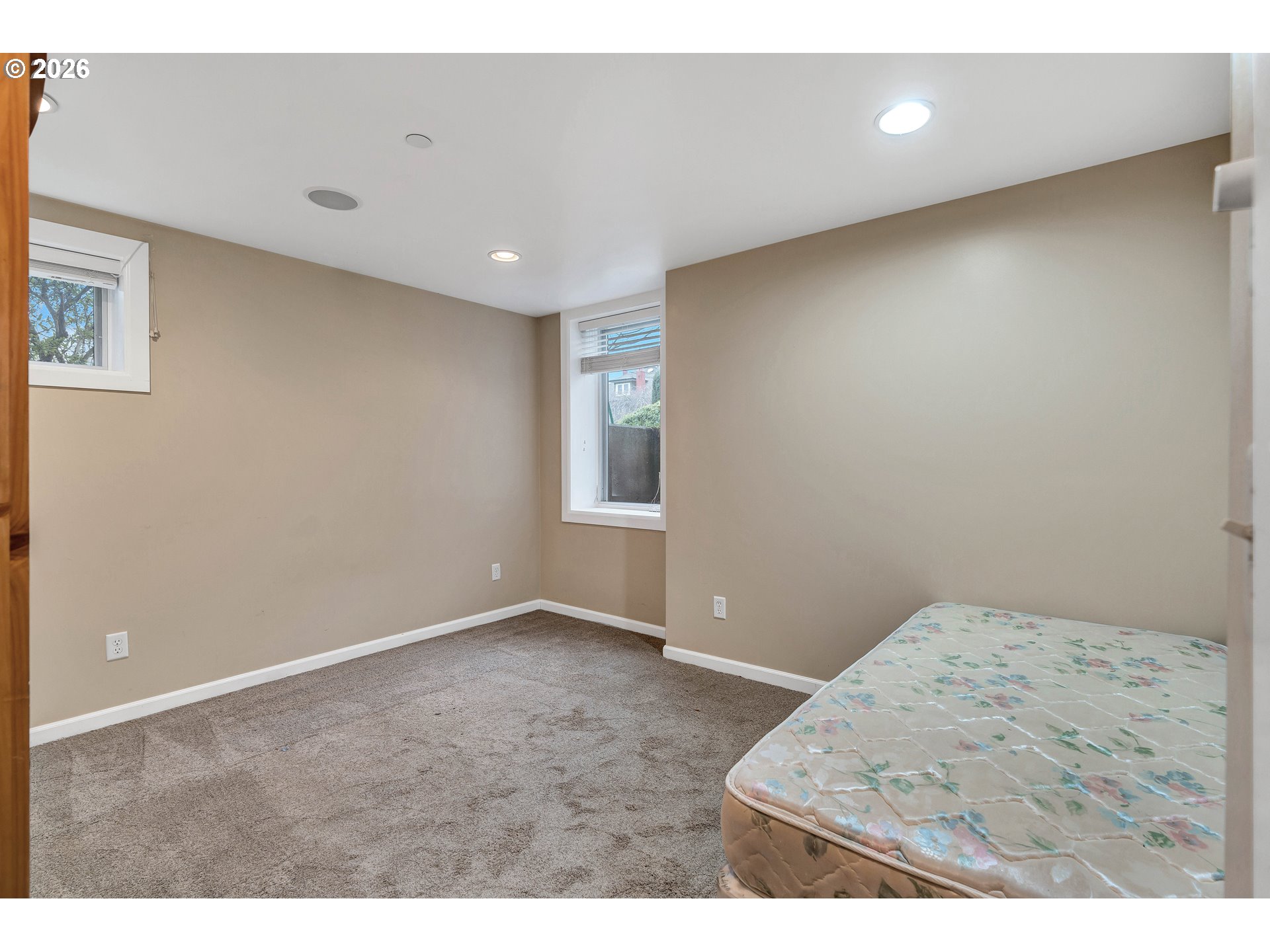 Photo #17: 214397446 Listing: Photo #17