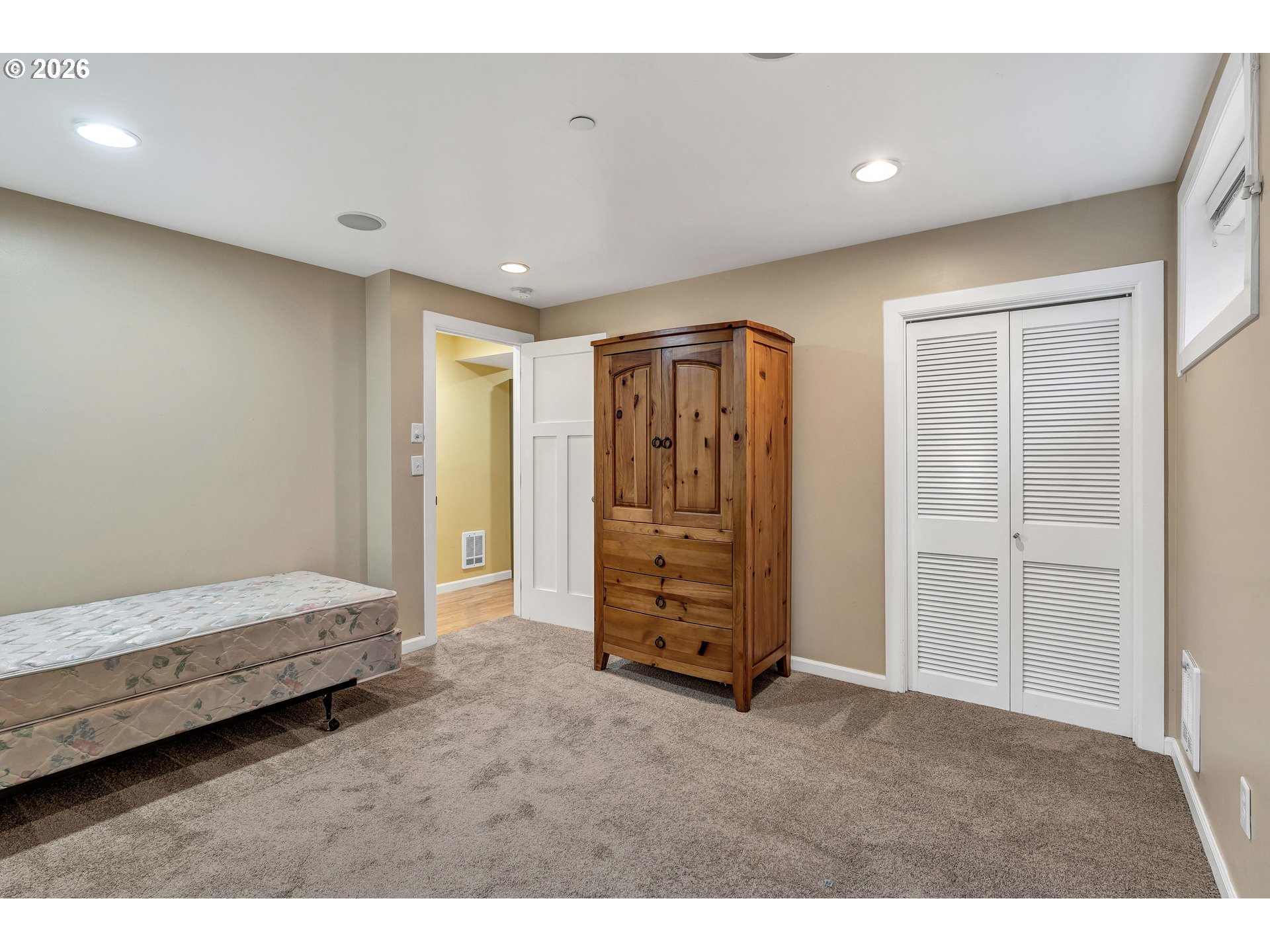 Photo #18: 214397446 Listing: Photo #18