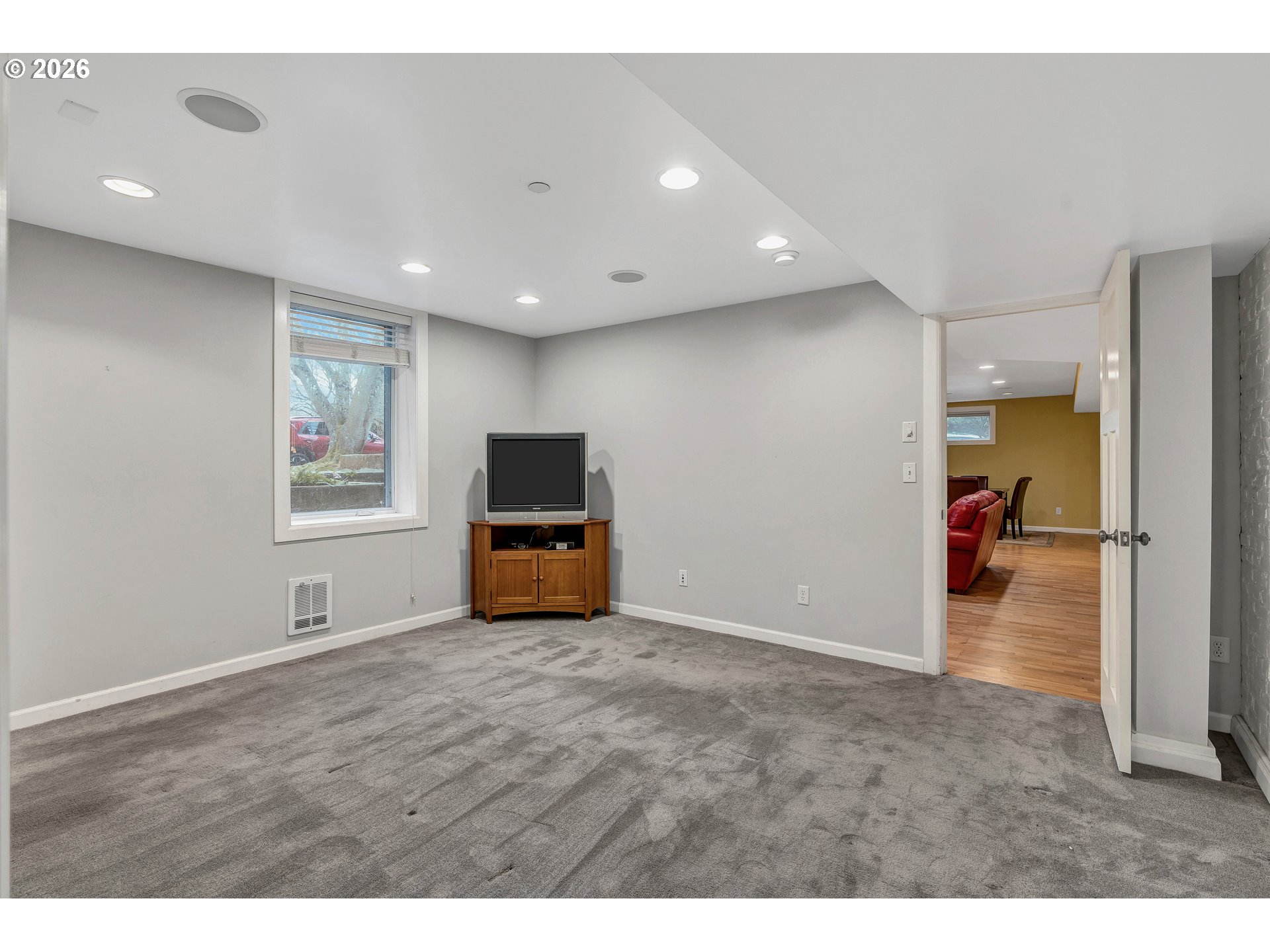 Photo #20: 214397446 Listing: Photo #20