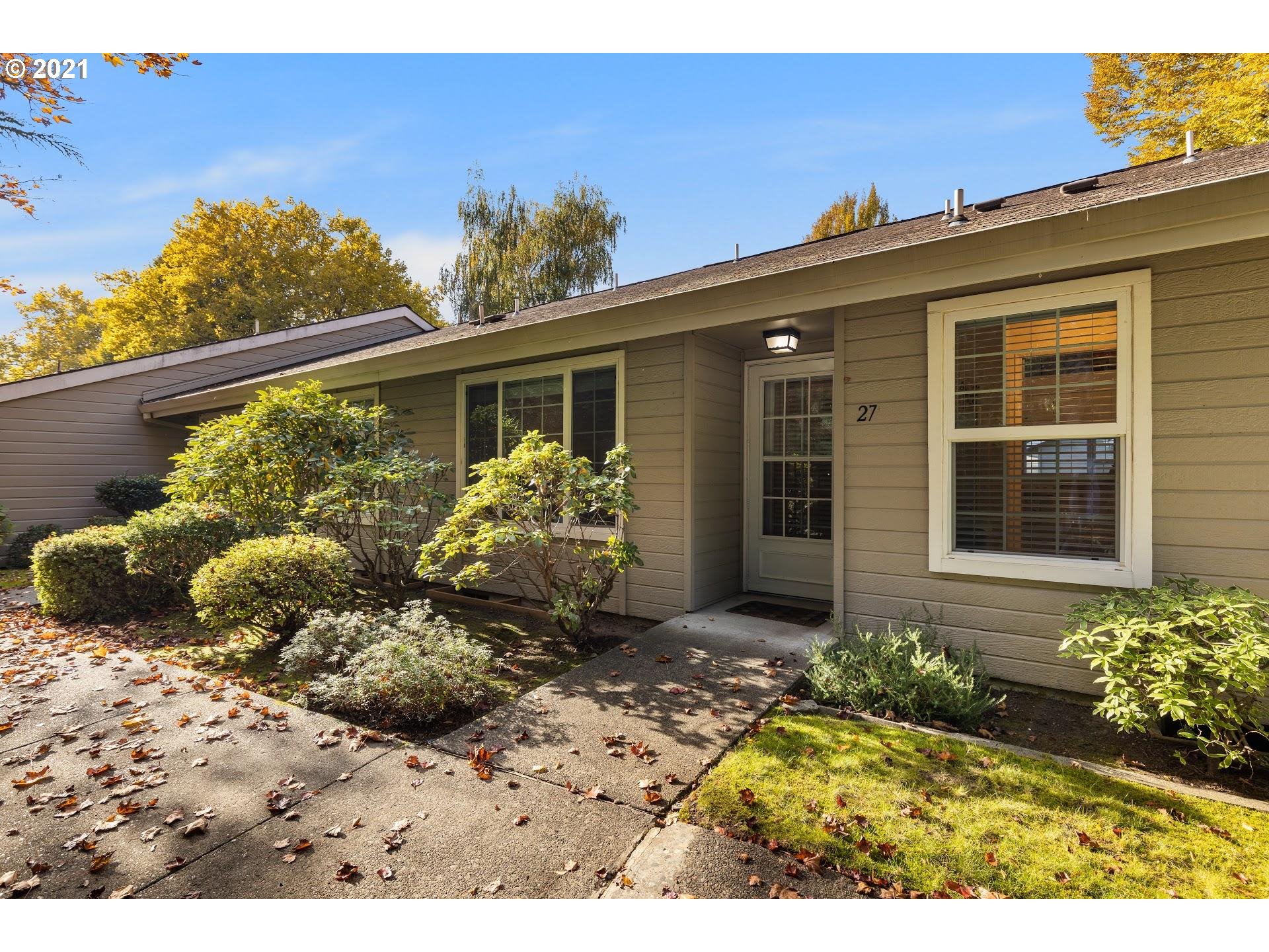 MLS: 21441655 Condo For Sale