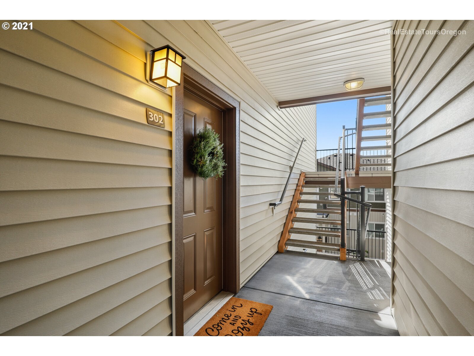 Photo #3: 21441738 Listing 