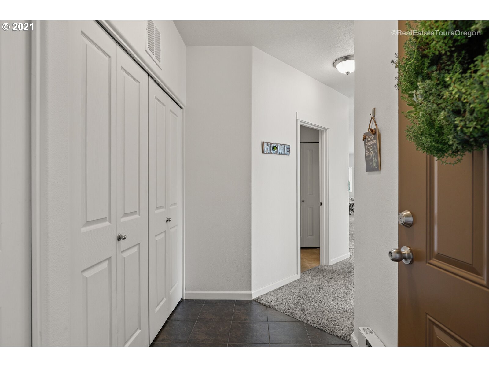 Photo #4: 21441738 Listing 