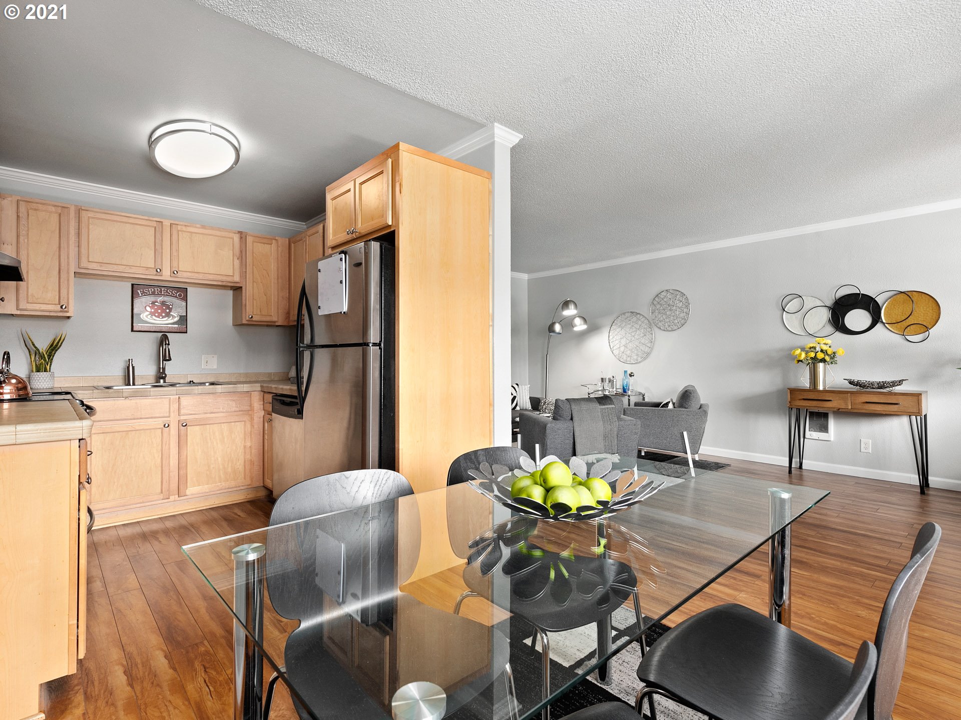Photo #6: 21443573 Listing 