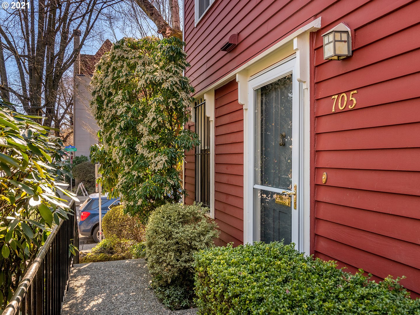 Photo #2: 21446488 Listing 
