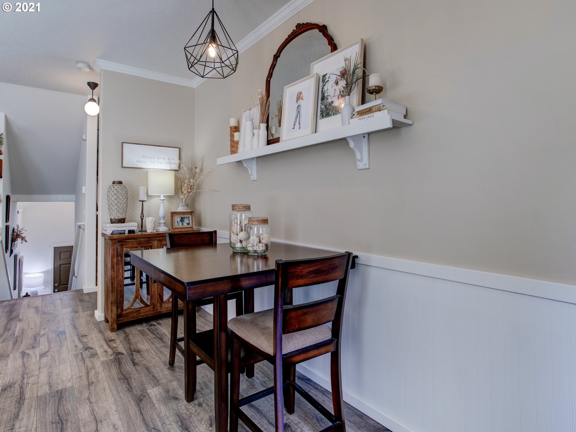 Photo #6: 21449909 Listing 