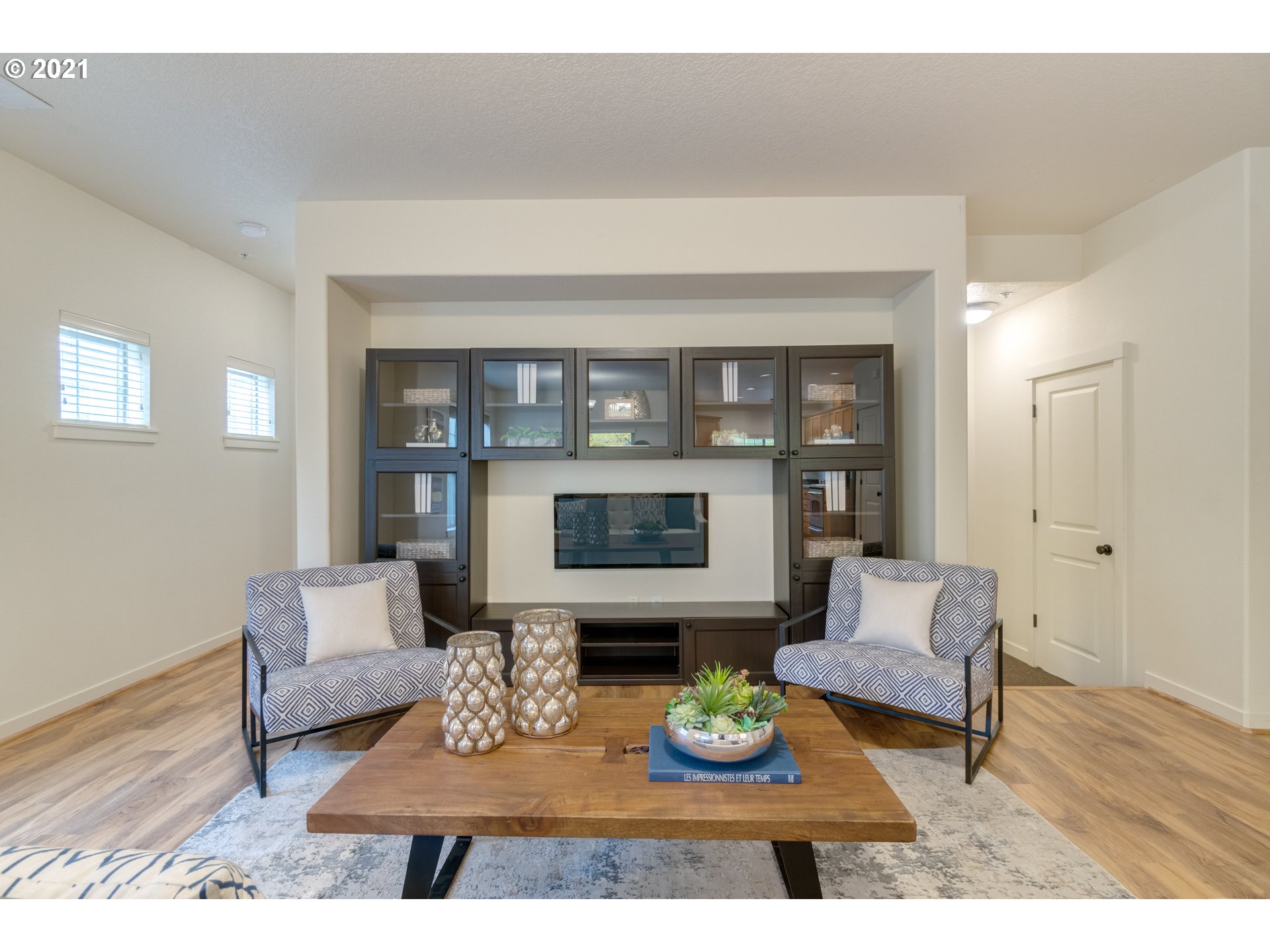 Photo #5: 21453066 Listing 