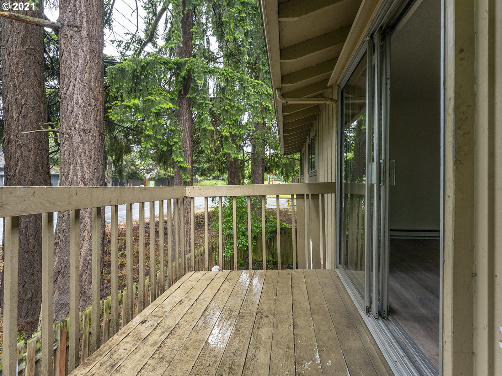 Photo #4: 21453533 Listing 
