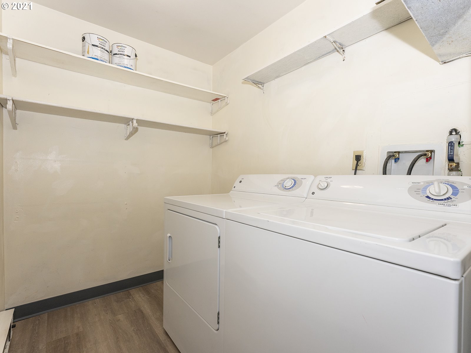 Photo #6: 21453533 Listing 