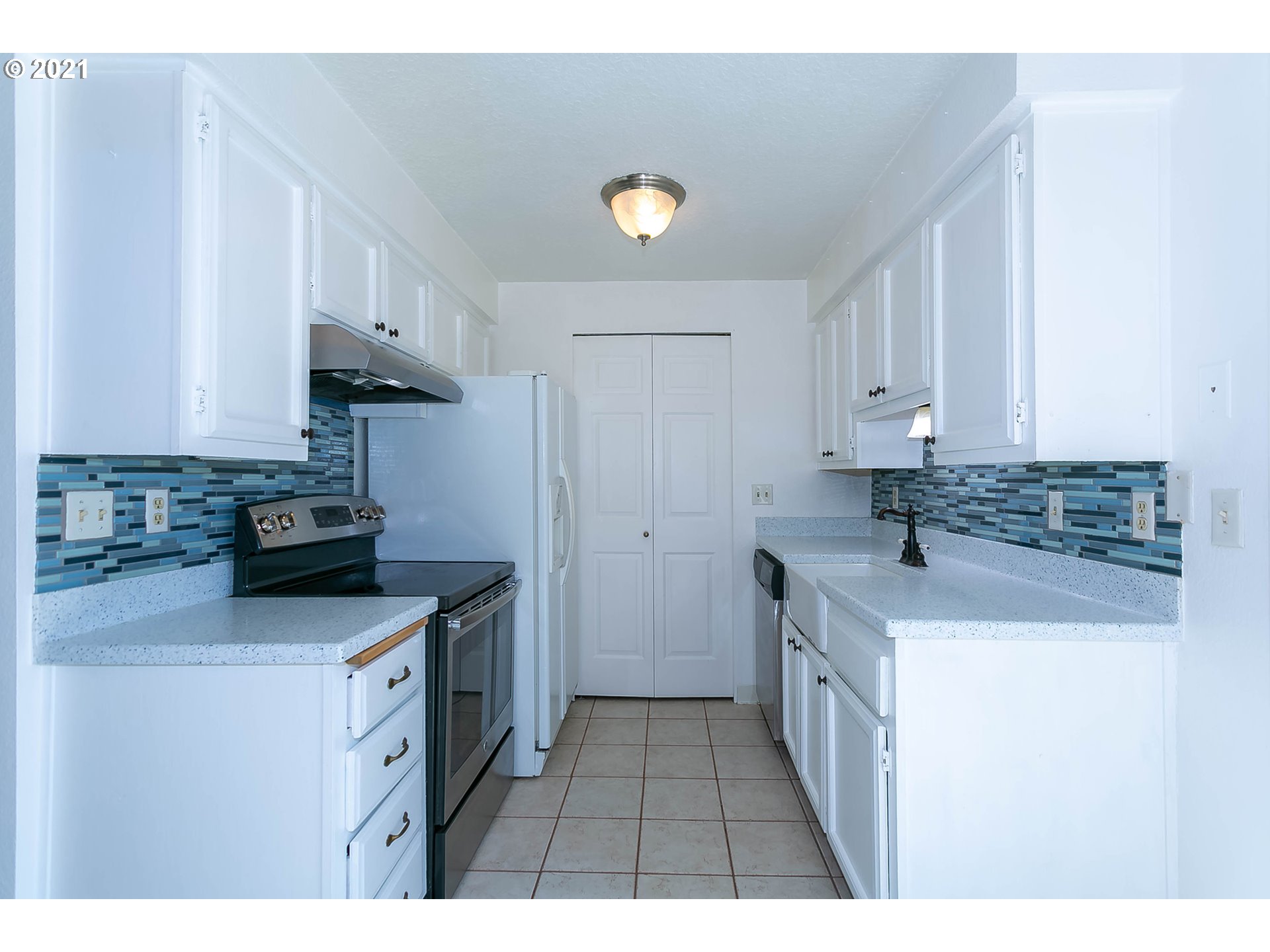 Photo #6: 21457736 Listing 
