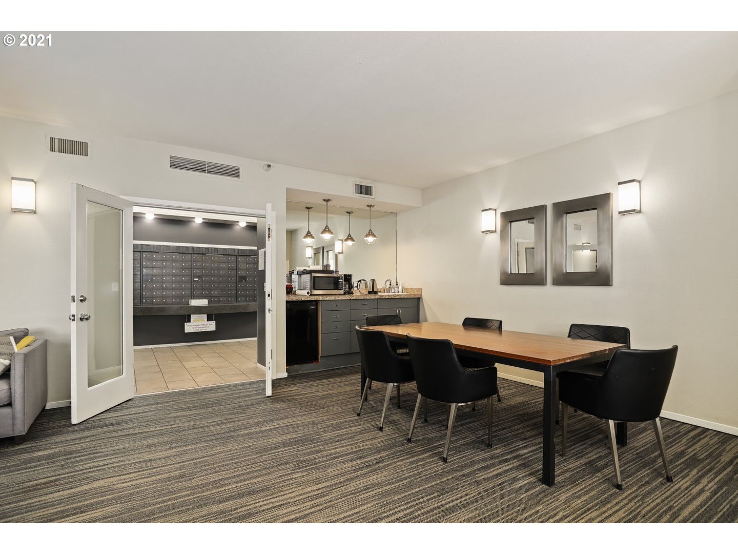 Photo #5: 21458219 Listing 