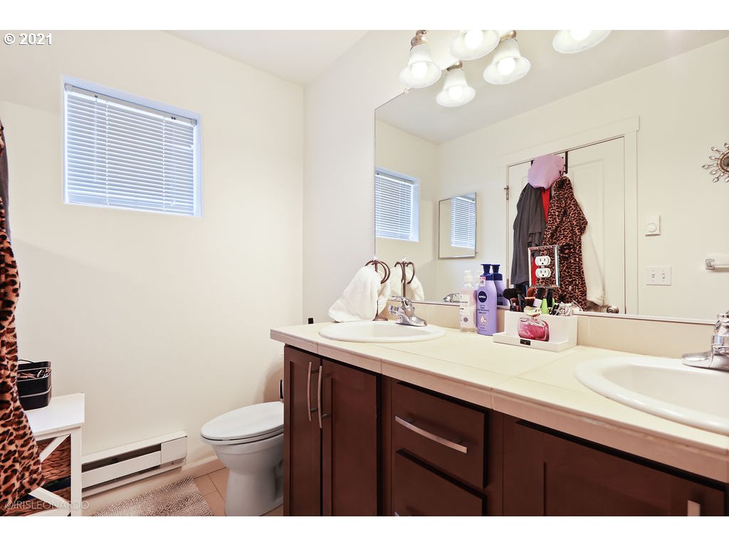 Photo #4: 21462926 Listing 