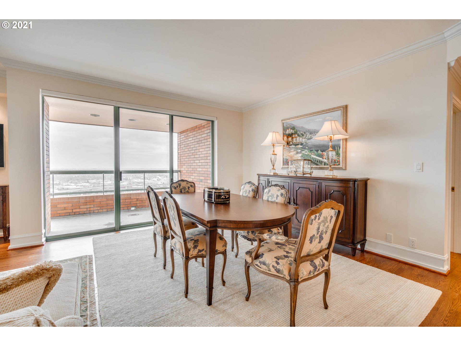 Photo #4: 21464259 Listing 