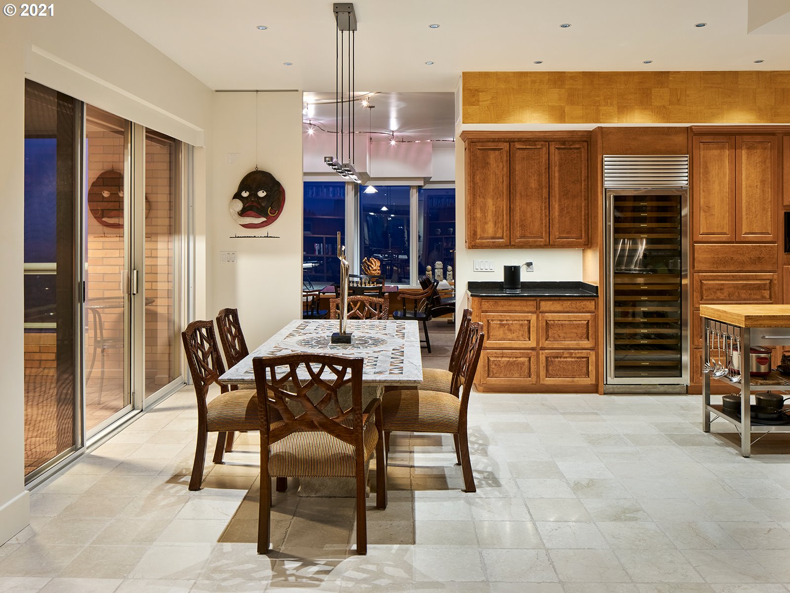 Photo #2: 21465378 Listing 