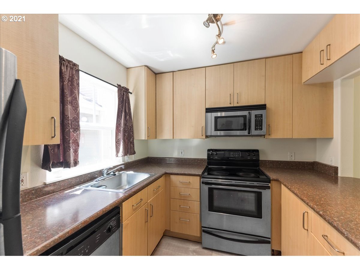 Photo #3: 21467758 Listing 