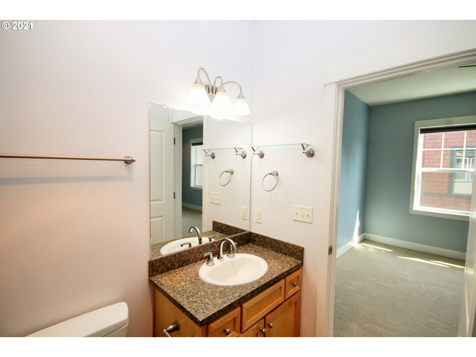 Photo #3: 21474225 Listing 