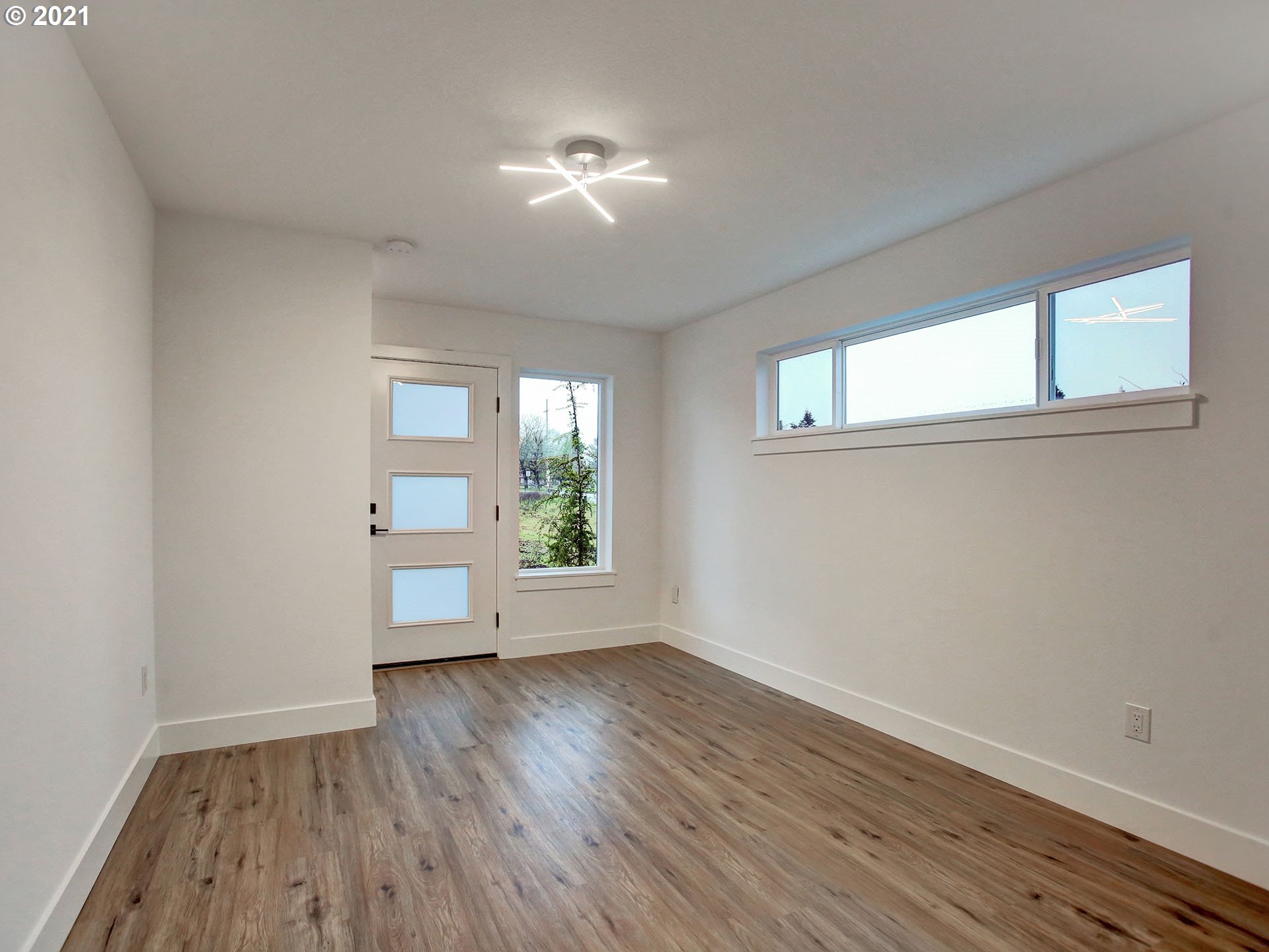 Photo #2: 21475292 Listing 
