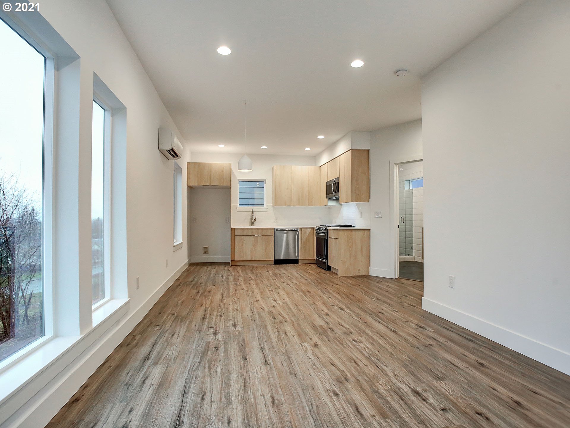Photo #4: 21475292 Listing 