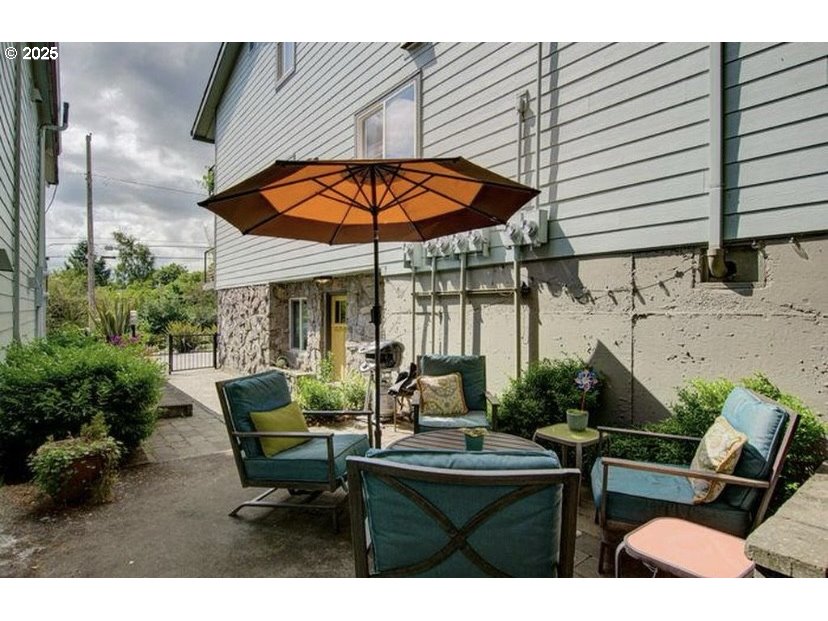 Photo #2: 214754200 Listing: Photo #2