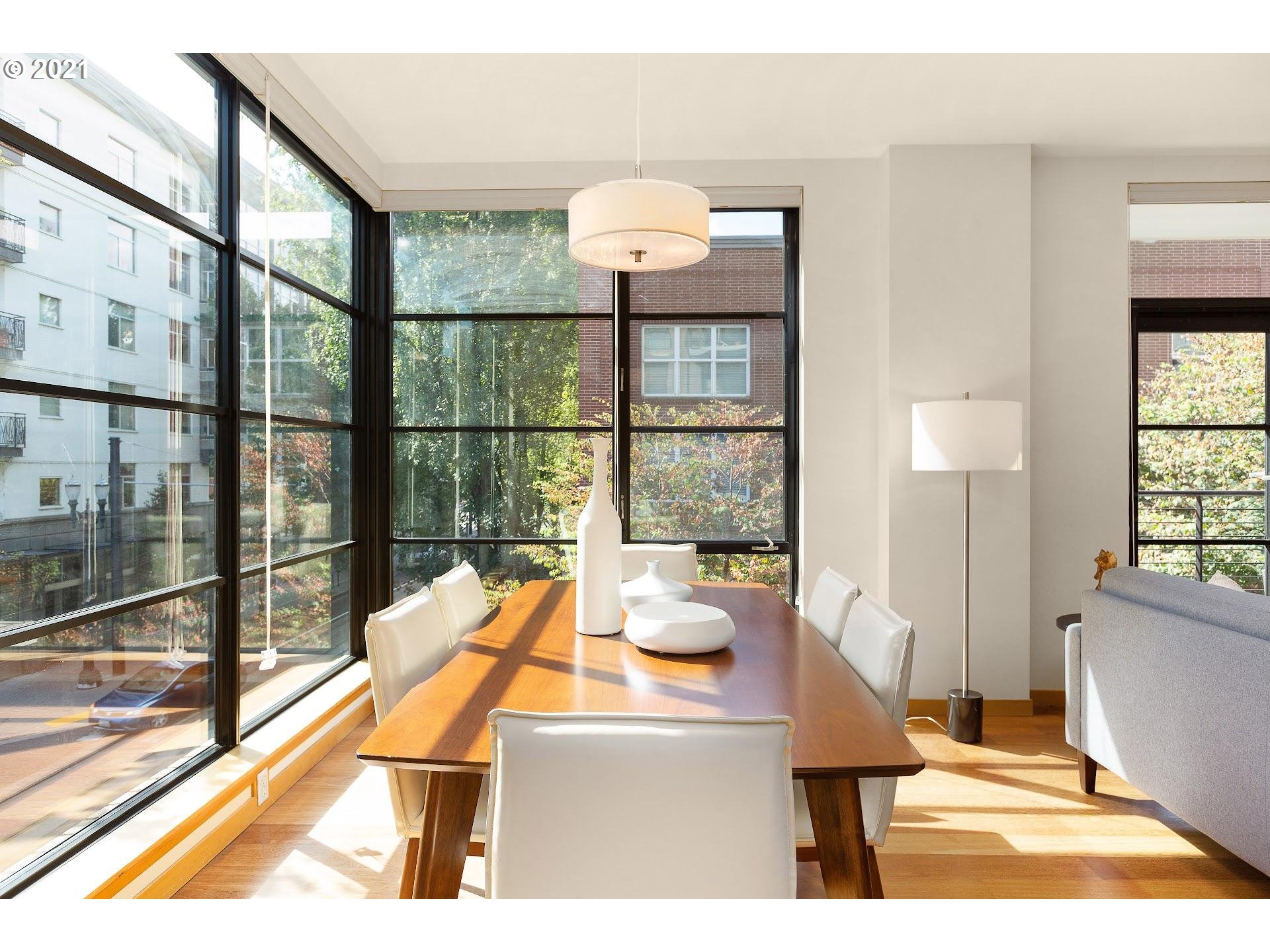 Photo #5: 21475728 Listing 