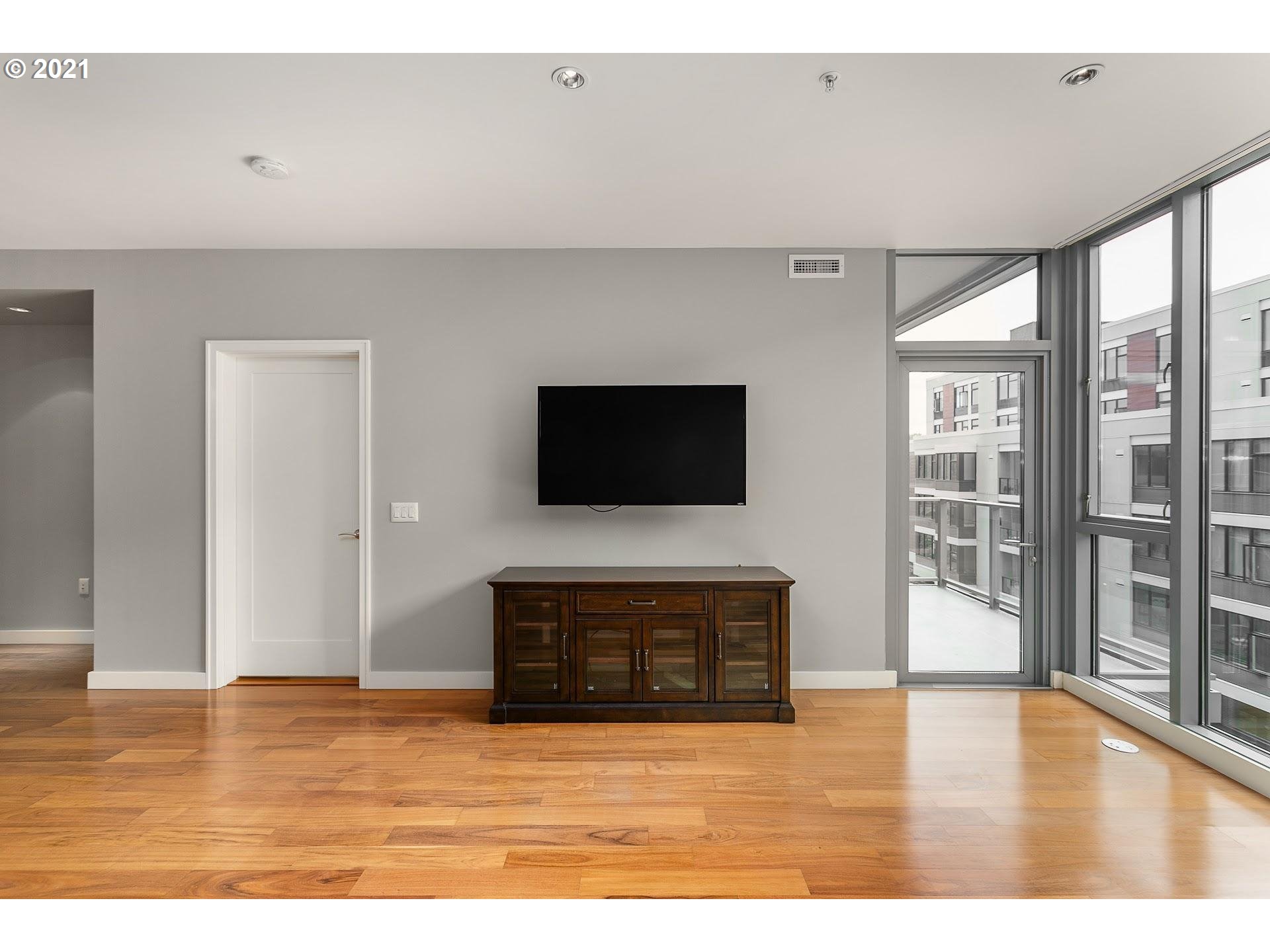 Photo #6: 21482234 Listing 