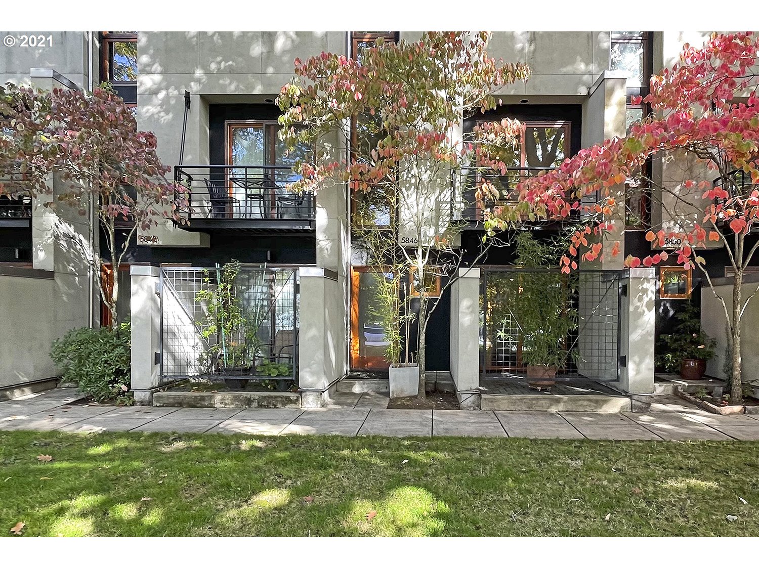 Photo #3: 21482502 Listing 