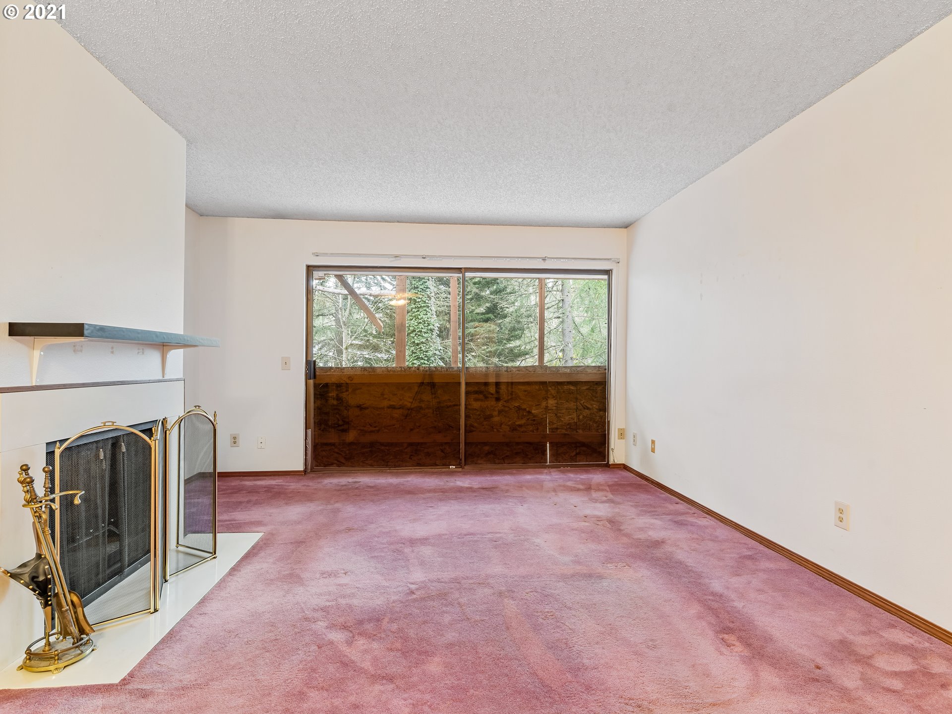 Photo #6: 21487380 Listing 