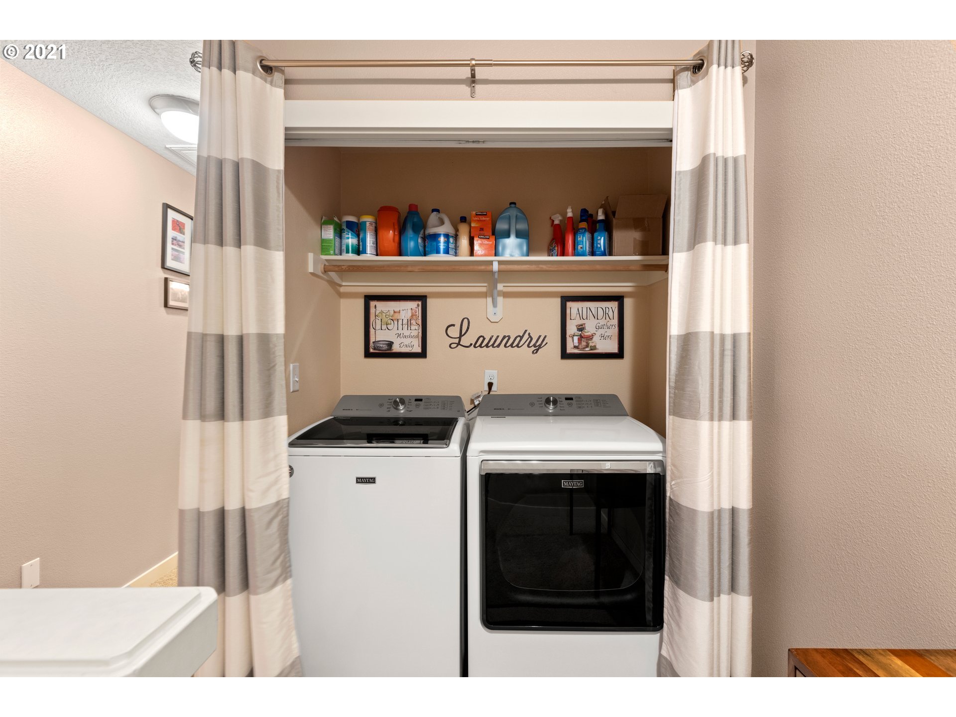Photo #5: 21489156 Listing 