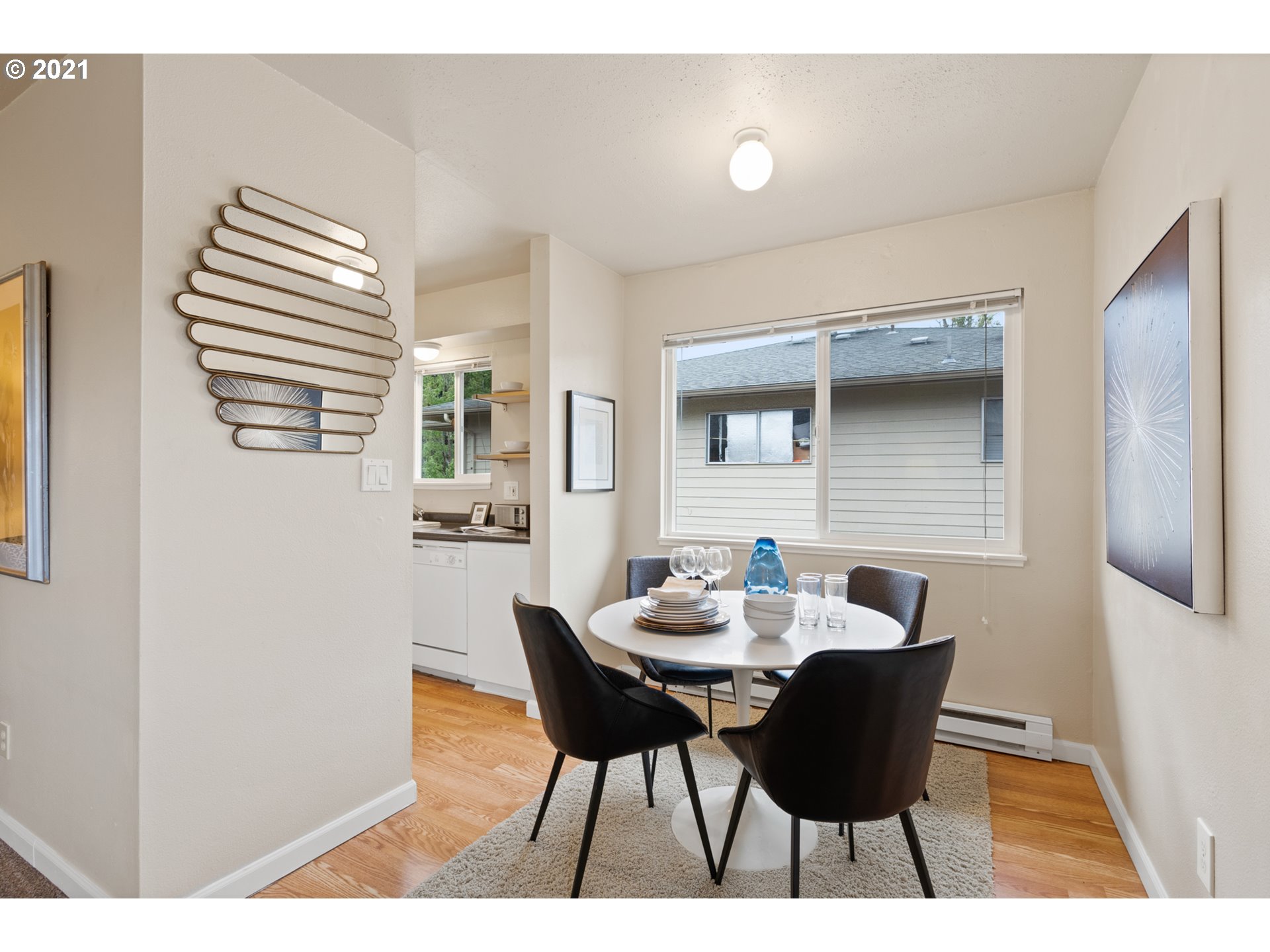 Photo #2: 21491648 Listing 