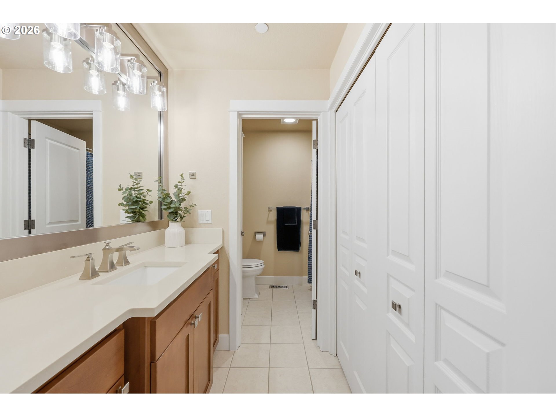 Photo #18: 214918773 Listing: Photo #18