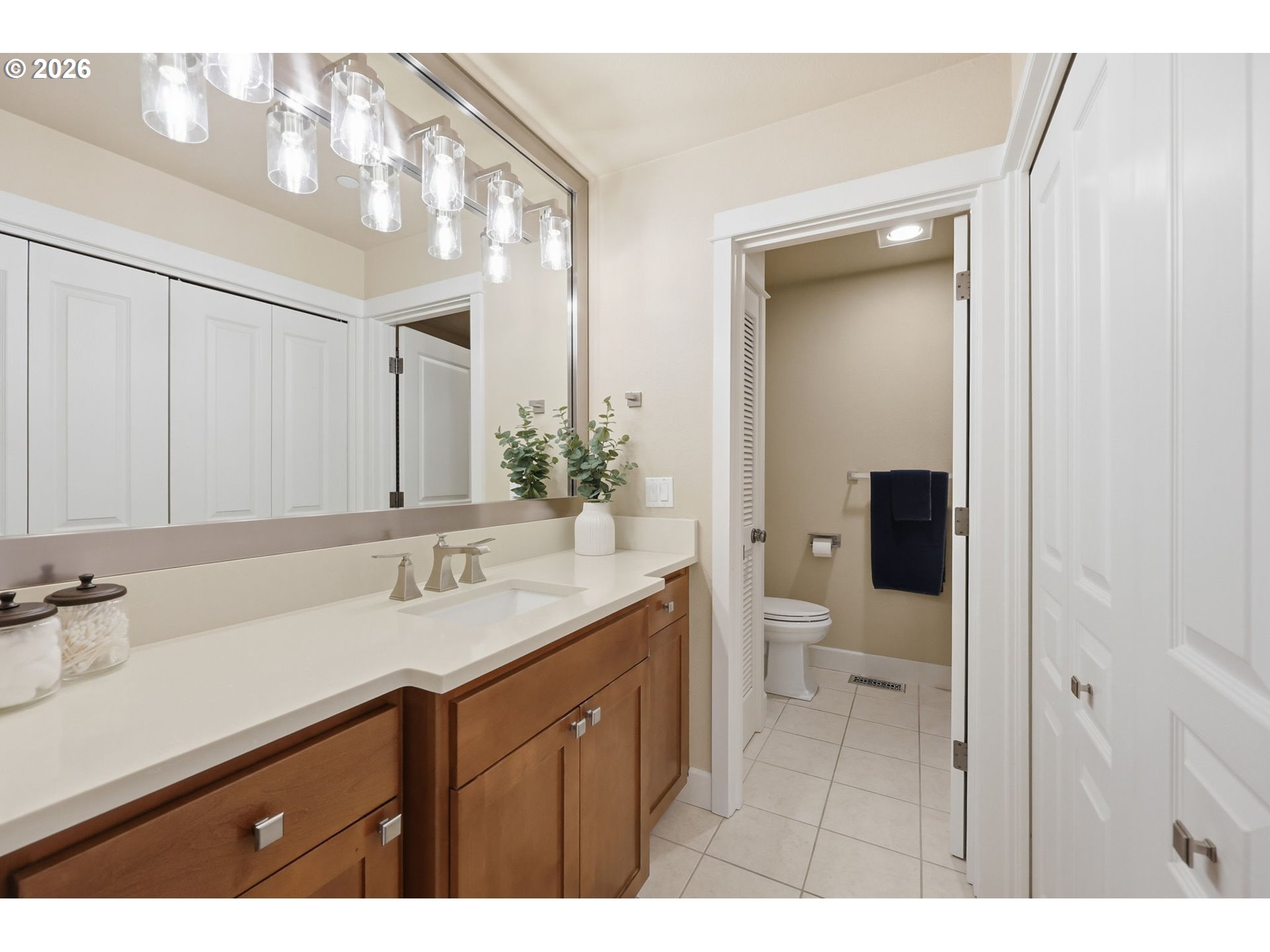 Photo #19: 214918773 Listing: Photo #19