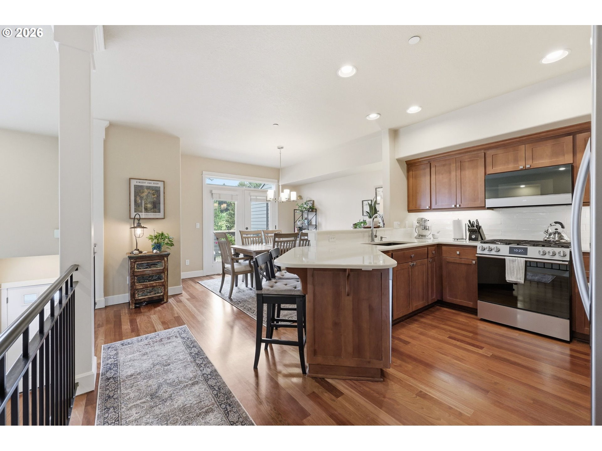 Photo #3: 214918773 Listing: Photo #3
