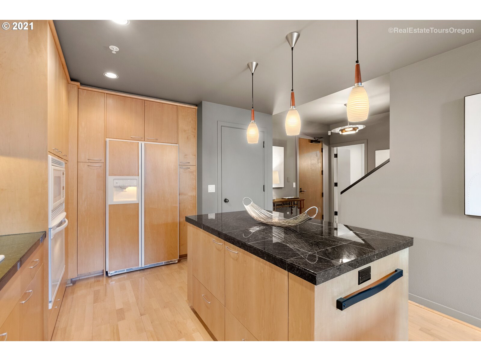 Photo #4: 21498538 Listing 
