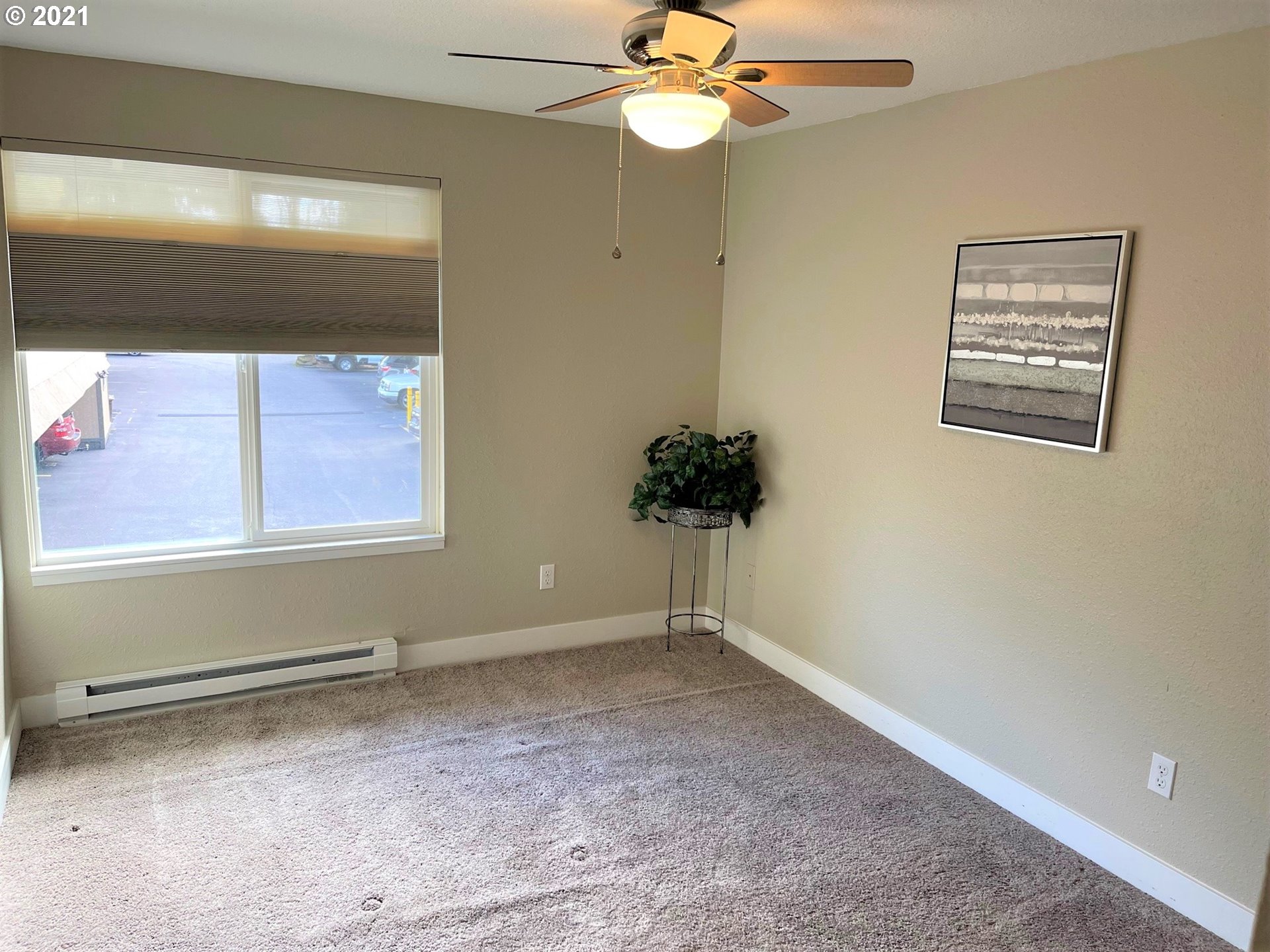 Photo #5: 21498629 Listing 