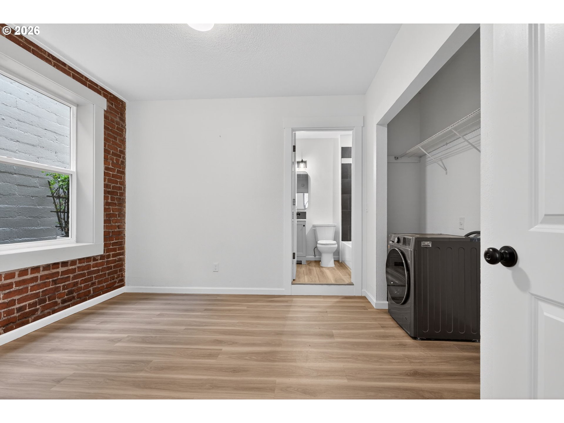 Photo #14: 214997210 Listing: Photo #14