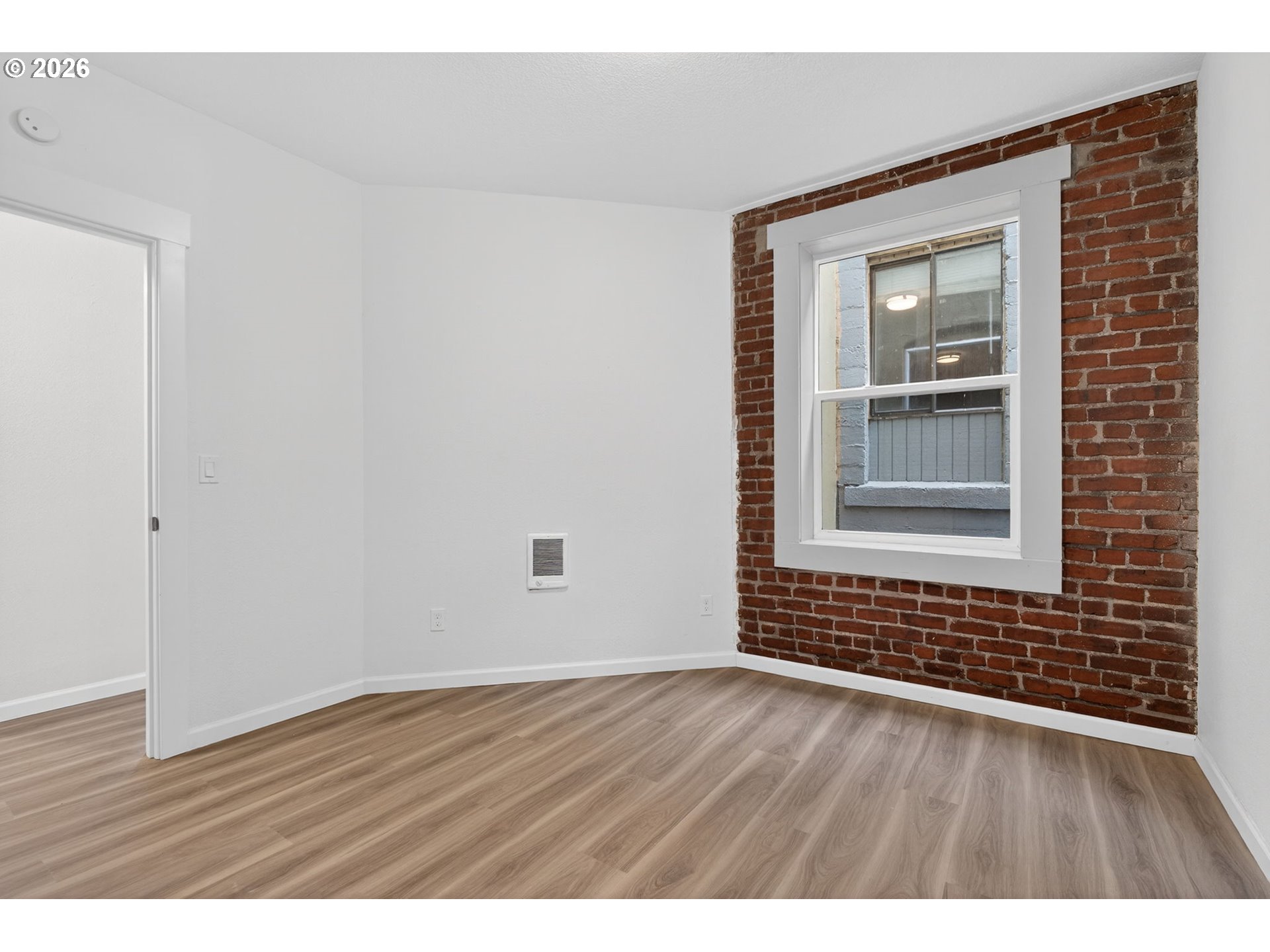 Photo #16: 214997210 Listing: Photo #16