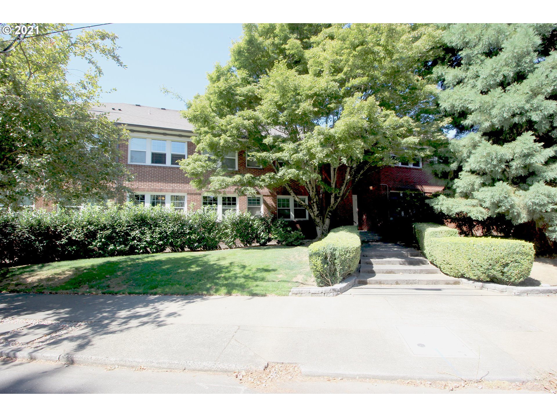 Photo #2: 21500538 Listing 