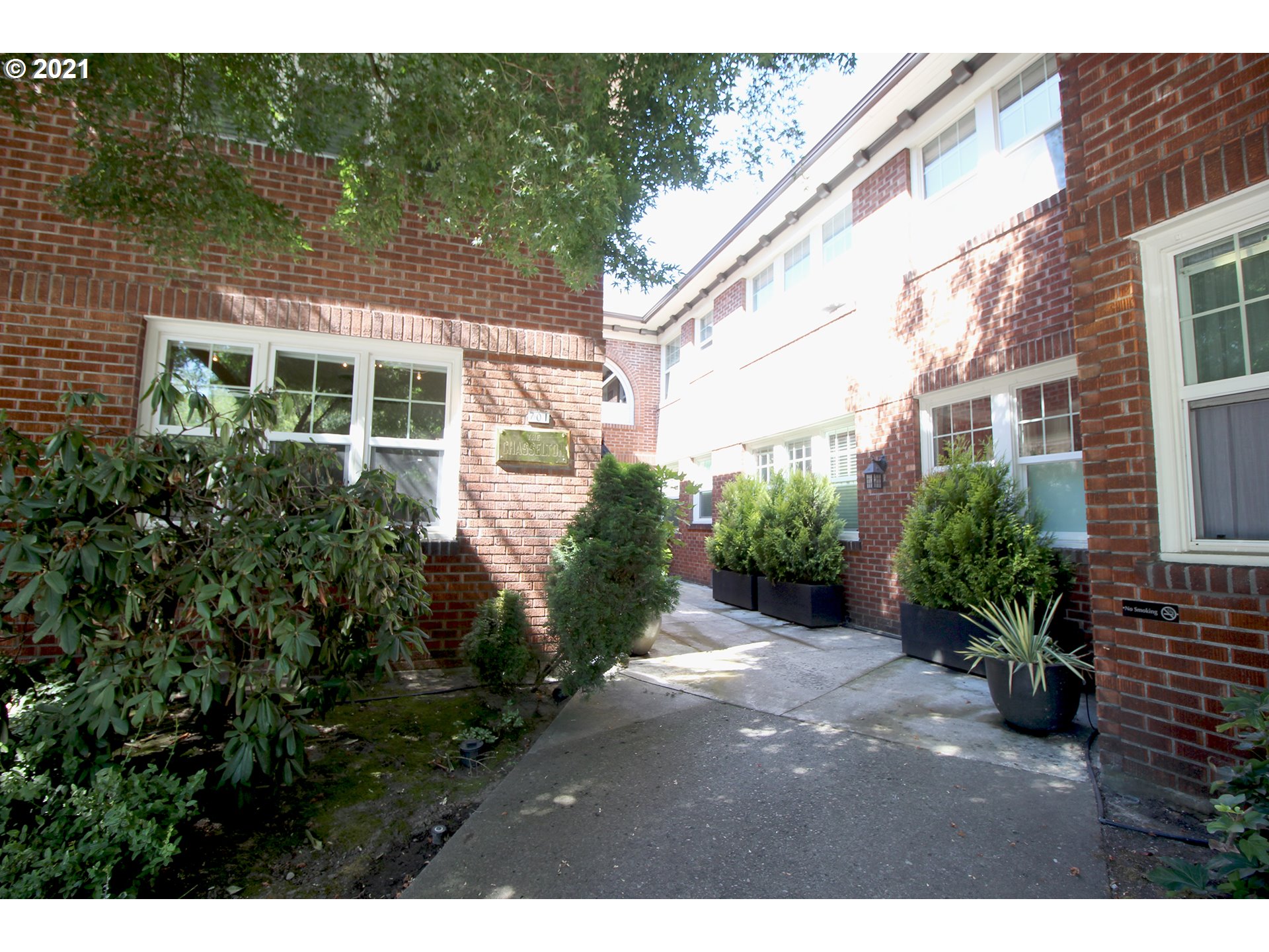 Photo #3: 21500538 Listing 