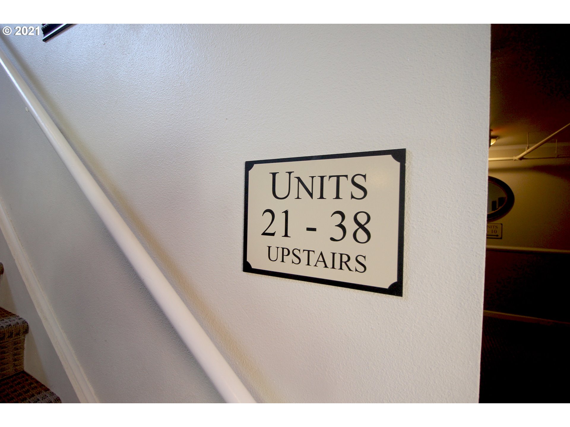 Photo #5: 21500538 Listing 
