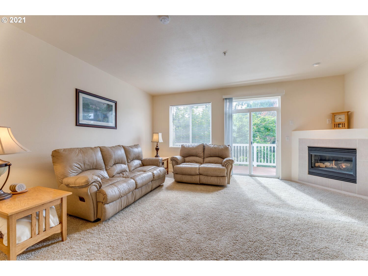 Photo #6: 21501130 Listing 
