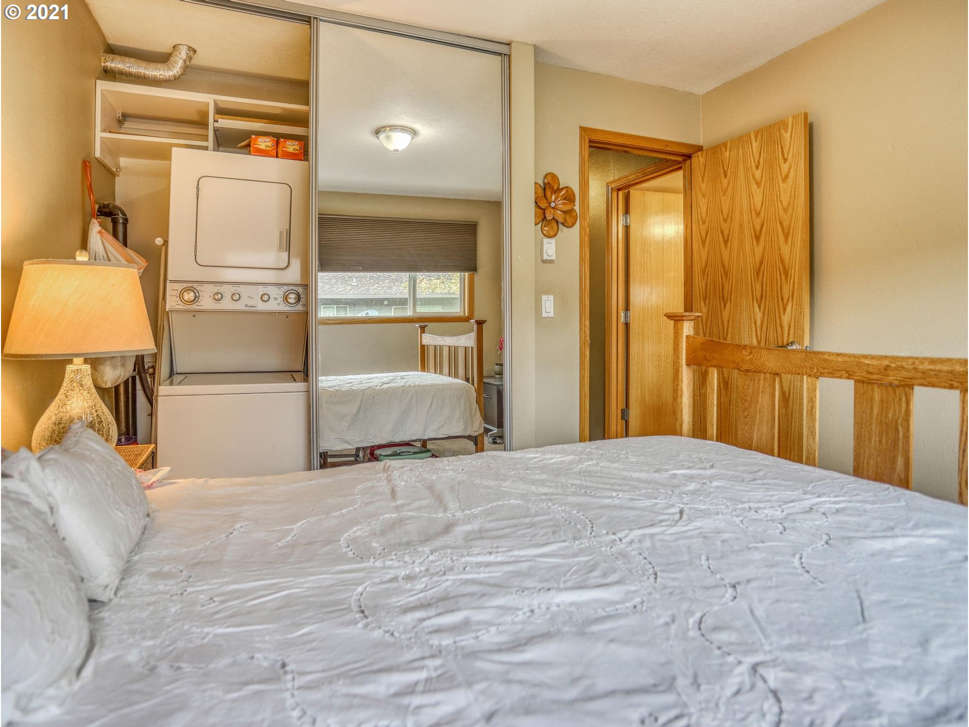 Photo #5: 21501487 Listing 