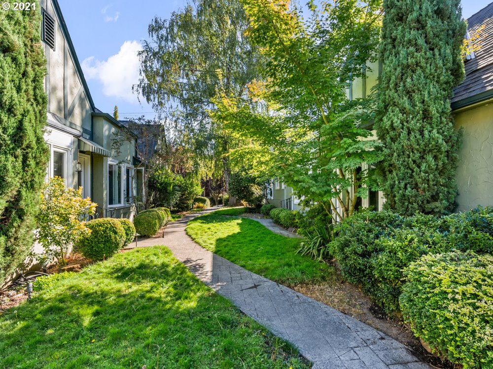 Photo #2: 21503224 Listing 