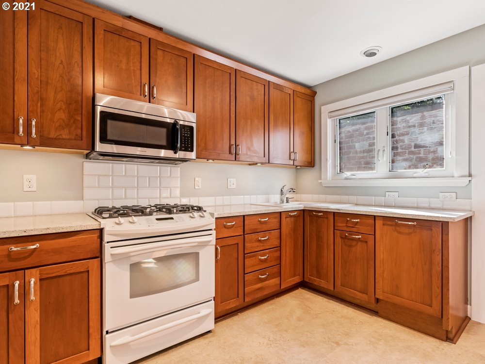 Photo #4: 21503224 Listing 