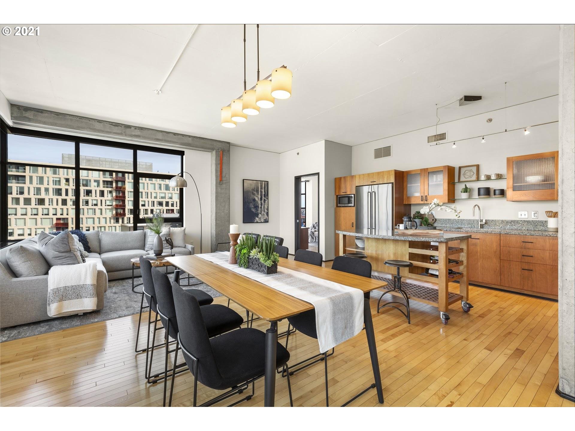 Photo #4: 21505026 Listing 