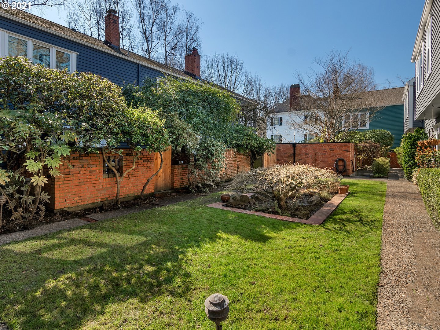 Photo #2: 21509657 Listing 