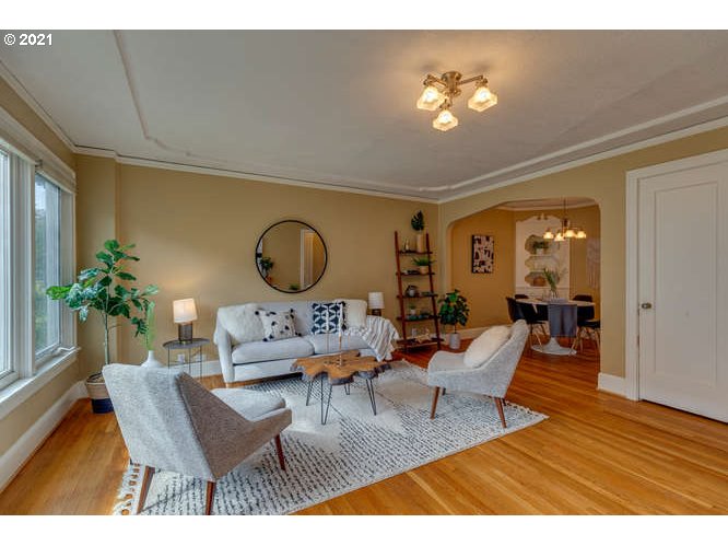 Photo #4: 21511483 Listing 