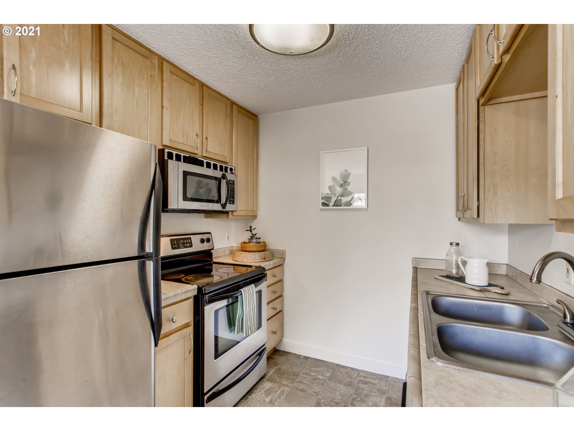 Photo #4: 21513660 Listing 