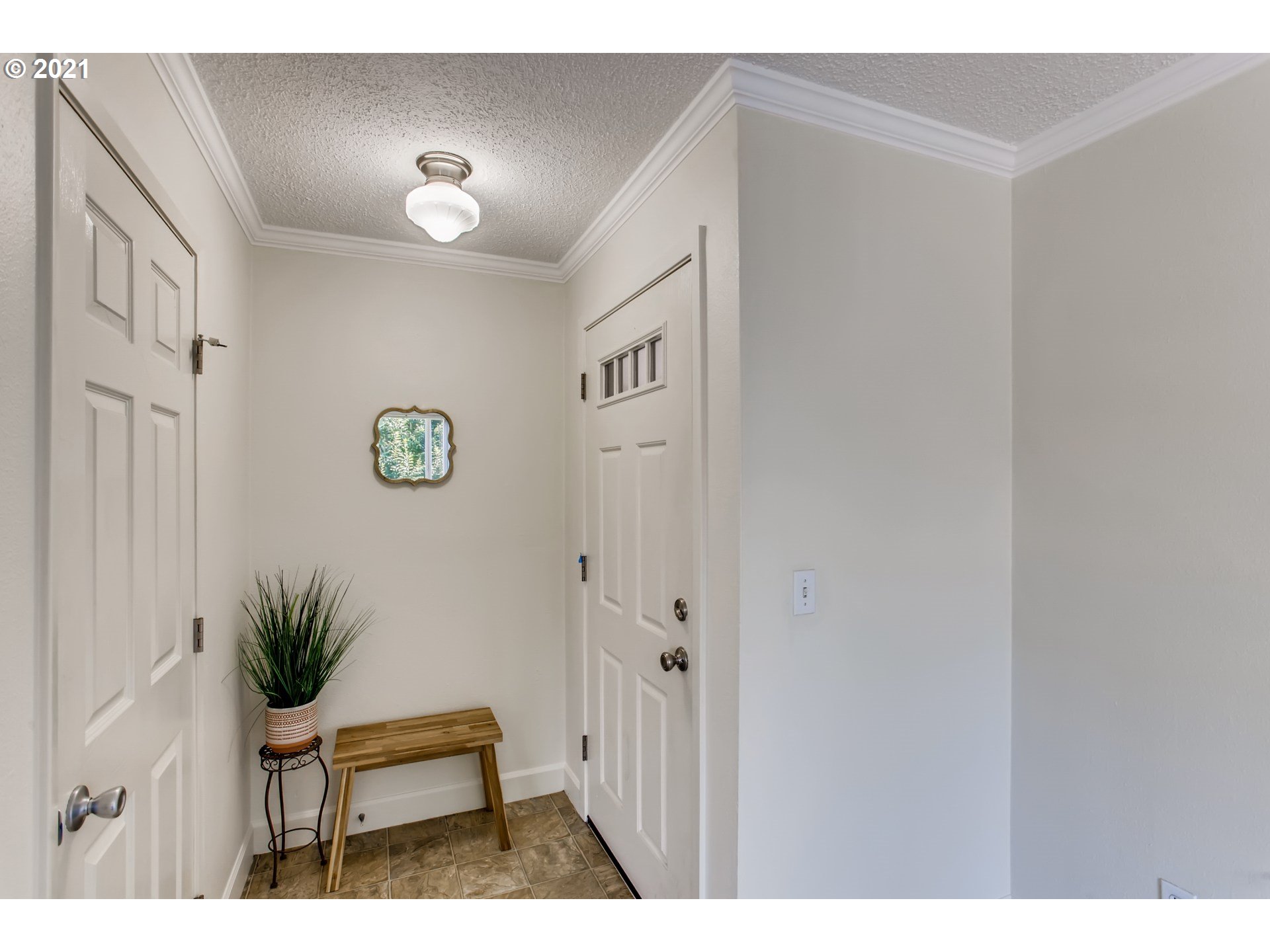 MLS: 21513660 Condo For Sale